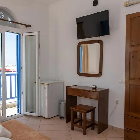 アパート Esperides