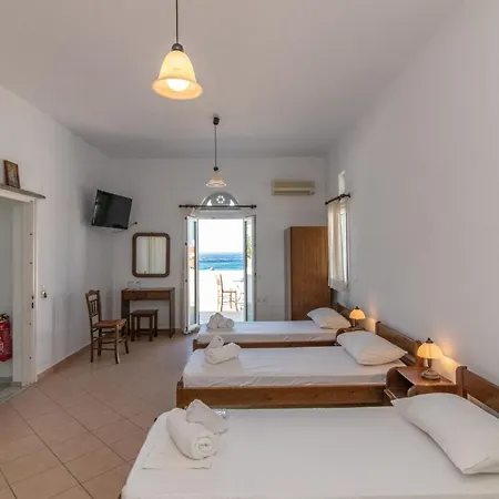 アパート Esperides