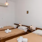 Esperides Apartment Tínos